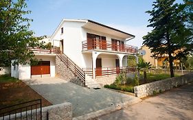 Apartment Josip